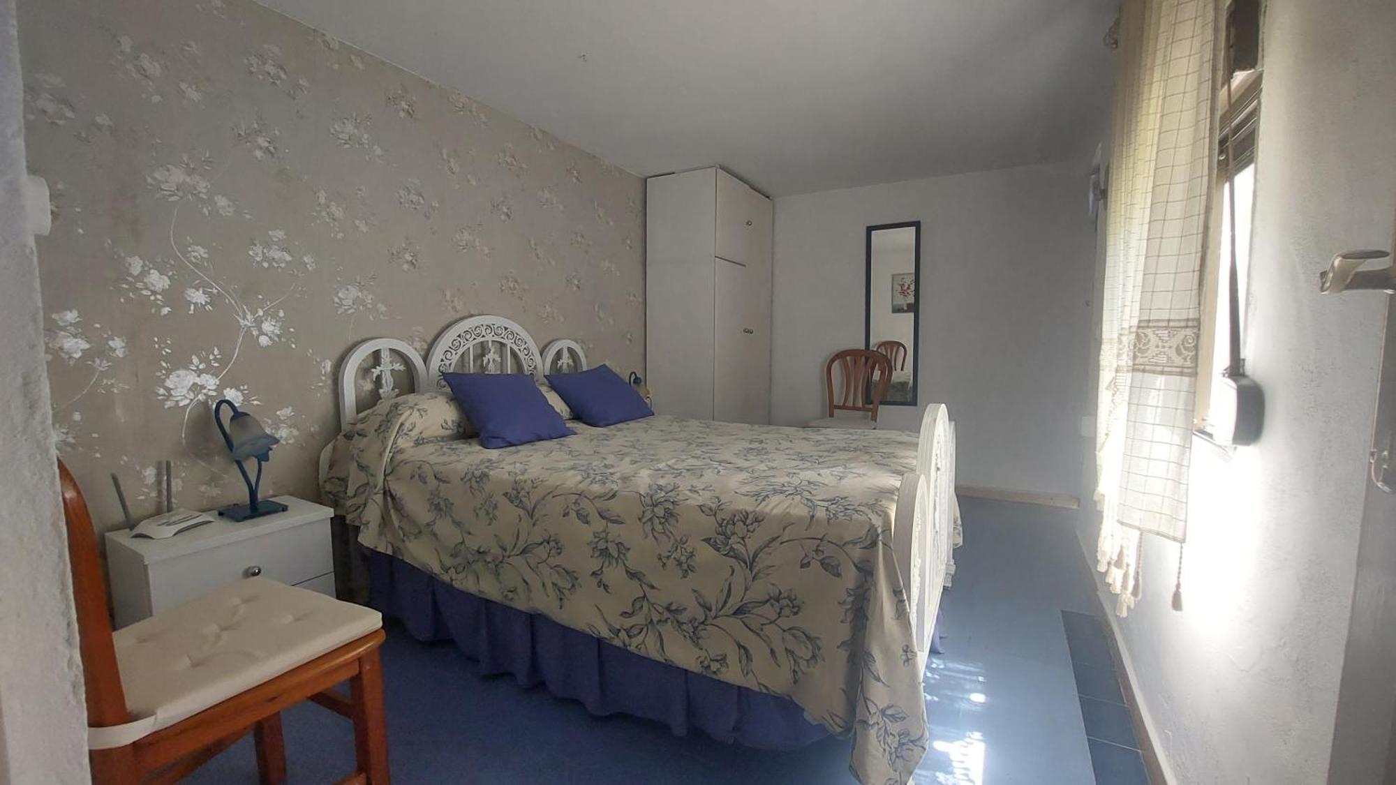 En Finca Las Dunas Dos Chalets Con Jacuzzis En Primera Linea De Playa , Uno De 4 Dormitorios Y Otro De 2 Dormitorios, Llama Al Seiscientos Veintisiete Cuatrocientos Diecisiete Trescientos Noventa Y Ocho Rota Extérieur photo